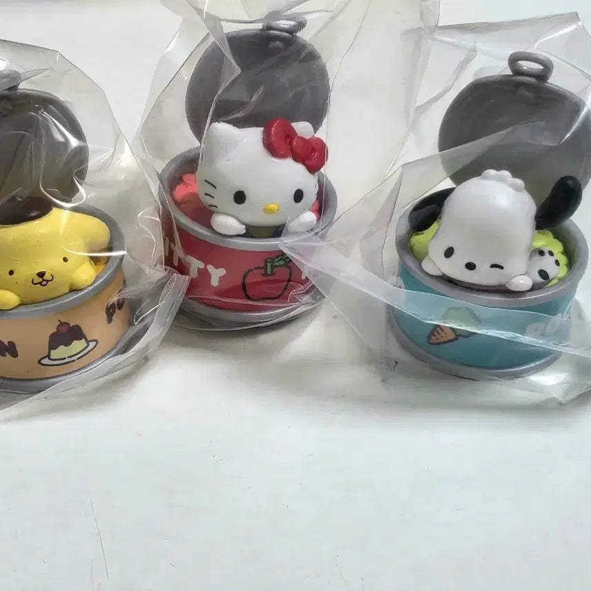 [BUNJANG] Sanrio "Canned" Gacha Collection (Sealed) / 산리오 통조림 가챠 미개봉