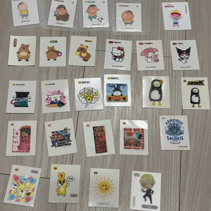[BUNJANG] Assorted Sticker Collection - Squid Game, Mario, PENGSOO, Knotted, One Piece, Maenggu, Boreumi / 띠부씰 판매 (kbo/꽃카/산리오/오징어게임/마리오/펭수/노티드/원피스/맹구/보름이)