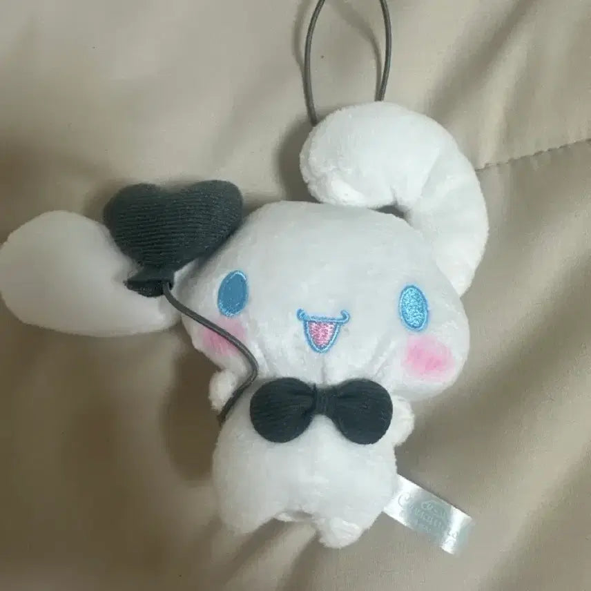 [BUNJANG] Cinnamoroll Plush Keychain / 시나모롤 인형 키링