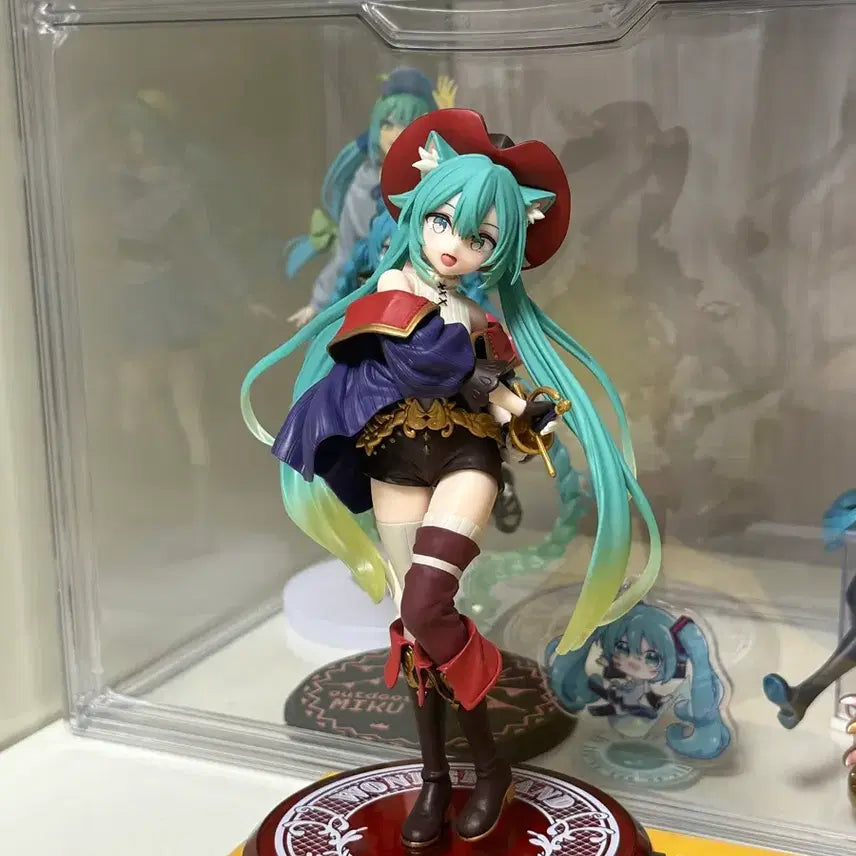 [BUNJANG] Hatsune Miku Puss in Boots Figure / 하츠네 미쿠 장화신은 고양이 피규어