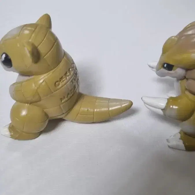 [BUNJANG] Pokemon Moncolle (Old Version) Figures (Sandshrew/Sandslash/Shiny Sandslash) Bundle Set / 포켓몬스터 몬콜레(구판) 피규어(모래두지/고지/이로치고지)