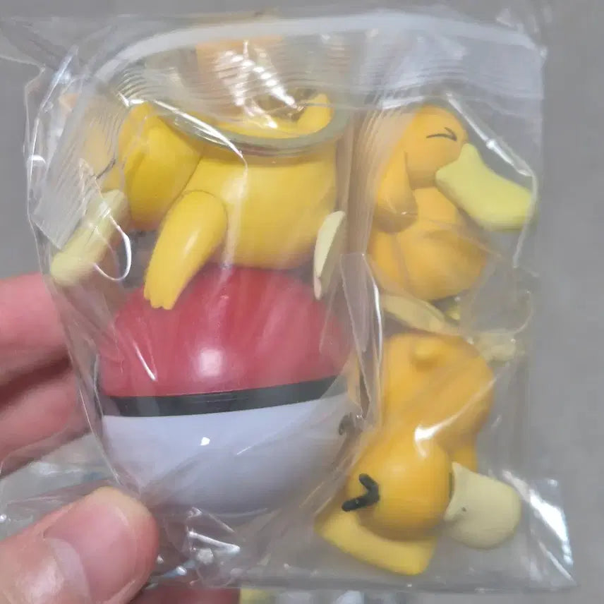 [BUNJANG] Pokemon Gachapon Figure Keychain Goropaduck 3-Type Set / 포켓몬 피규어 가챠 키링 고러파덕 3종 세트