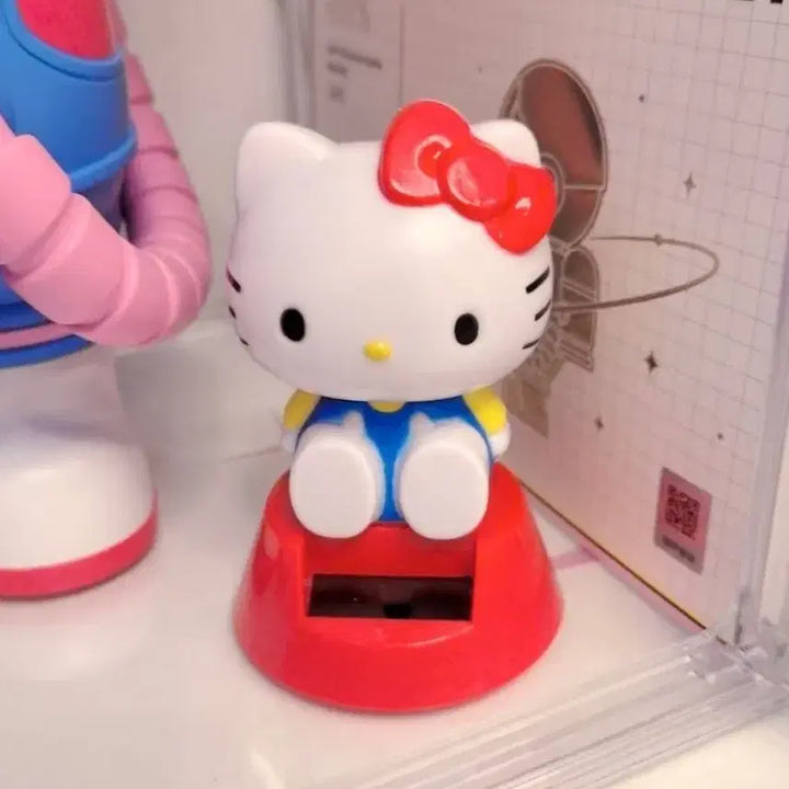 [BUNJANG] Hello Kitty Solar Powered Dancing Figure / 헬로키티 태양광 인형 새상품