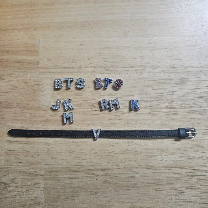 [BUNJANG] BTS Initial Bracelet / 이니셜팔찌 bts
