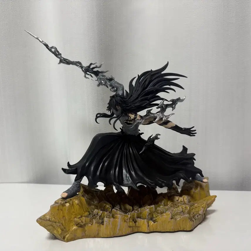 [BUNJANG] Bleach Kurosaki Ichigo Mugetsu Ver. Figure (Unopened) / [미개봉/새상품] 블리치 쿠로사키 이치고 무월ver.