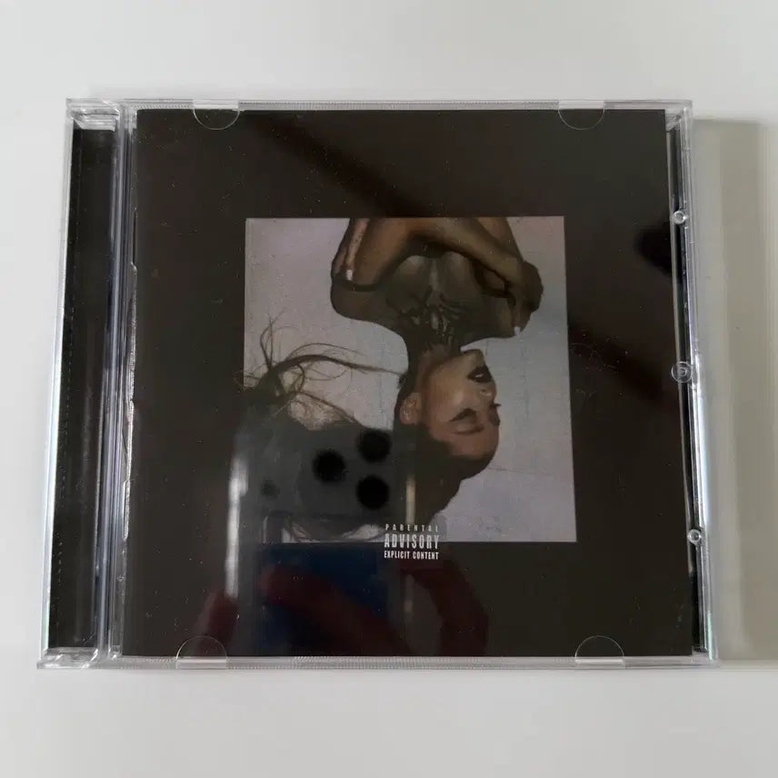 [BUNJANG] Ariana Grande thank u, next CD Photocard / 아리아나 그란데 앨범 thank u, next CD 포카o