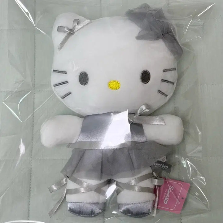 [BUNJANG] Sanrio Hello Kitty Ballerina Medium Plush / 산리오 정품 헬로키티 발레리나 중형인형