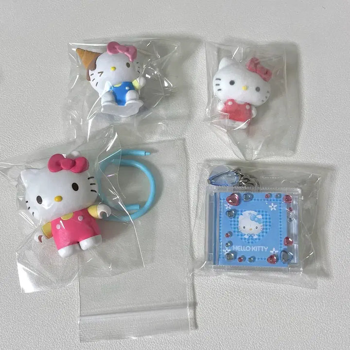 [BUNJANG] Hello Kitty Gacha Figure Bundle Set / 헬로키티 가챠 피규어 일괄 판매
