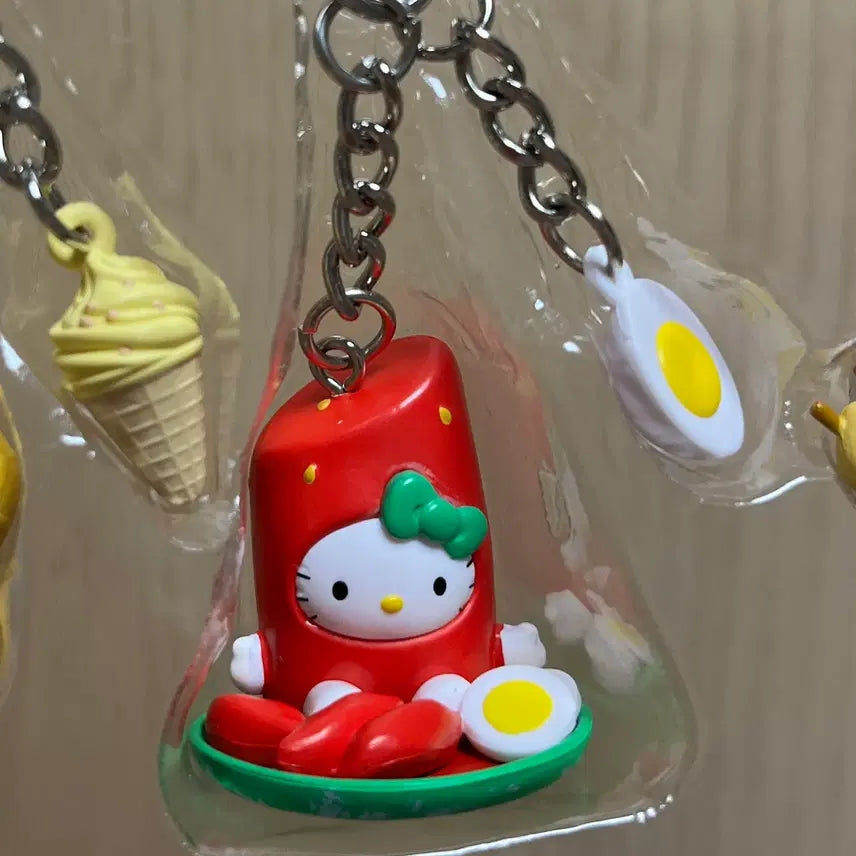 [BUNJANG] Hello Kitty Seoul Tteokbokki Figure Keychain / 올리브영 헬로키티 서울 떡볶이 피규어 키링 지역 키티
