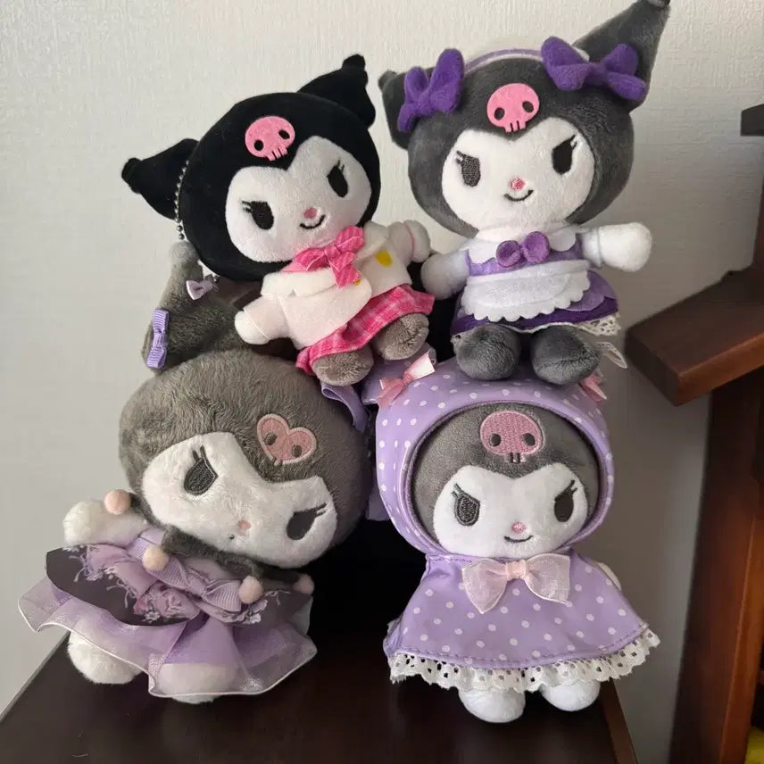 [BUNJANG] Kuromi School Uniform Maid Raincoat Doll Keyring Bundle Set / (일괄) 쿠로미 교복 메이드 우비 인형 키링
