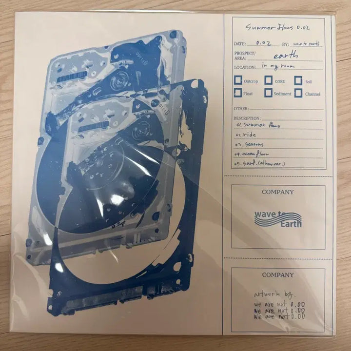 [BUNJANG] Wave Toz Summer Flows 0.02 Blue Vinyl LP / 웨이브 투어스 summer flows 0.02 블루 바이닐