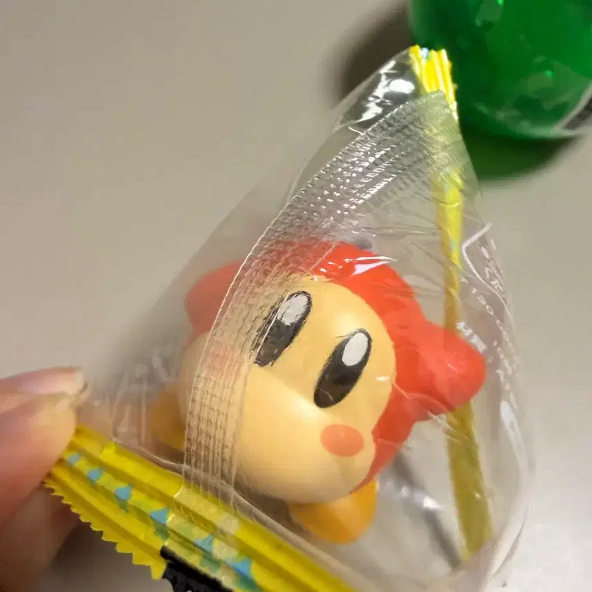 [BUNJANG] Kirby (Wayfinder) Mini Figure / 별의커비 웨이들디 미니 피규어