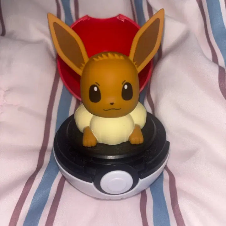 [BUNJANG] Pokemon Eevee Sound Plush Toy / 소리나는 말랑 이브이 포켓몬볼 장난감 고전 인형 힐링타임