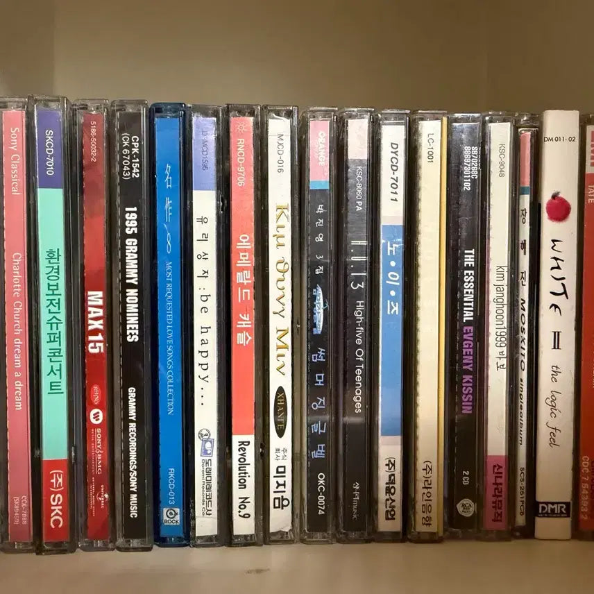 [BUNJANG] Bundle Set Used International Pop CDs (Beyoncé, Celine Dion, MLTR, etc.) - 6 Albums / [일괄] 유명 해외 POP 중고 CD 6종 (비욘세/셀린디온/MLTR 등)