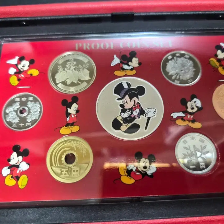 [BUNJANG] Mickey Mouse 75th Anniversary Japanese Coin Set / 미키마우스 75주년 기념 일본 주화세트