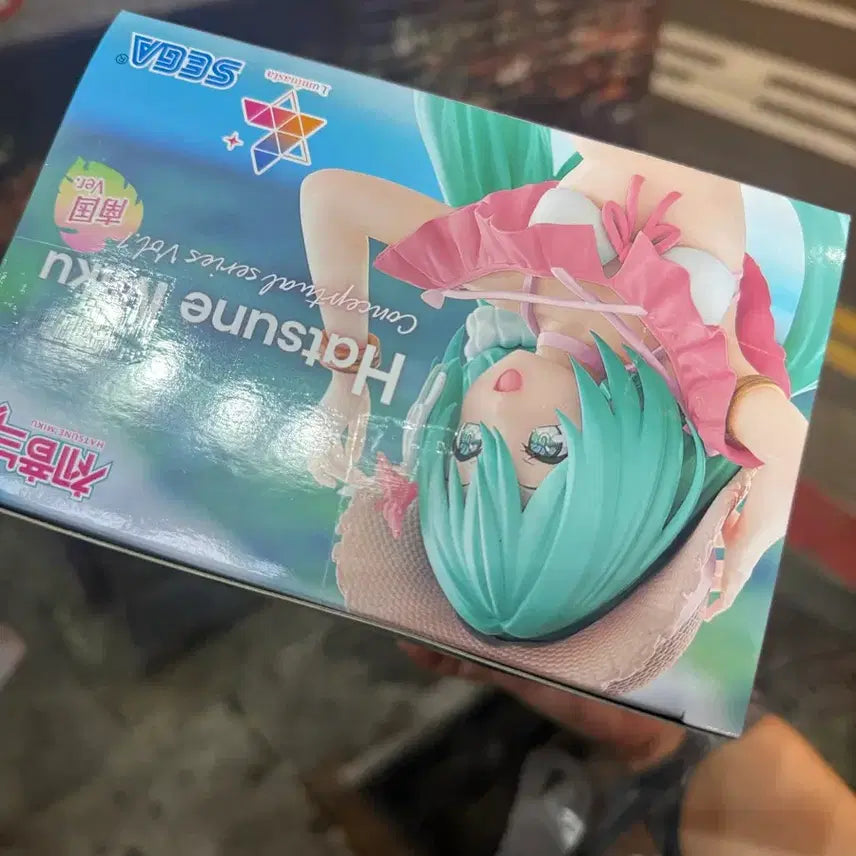 [BUNJANG] Hatsune Miku Swimsuit Figure / 하츠네 미쿠 수영복 피규어