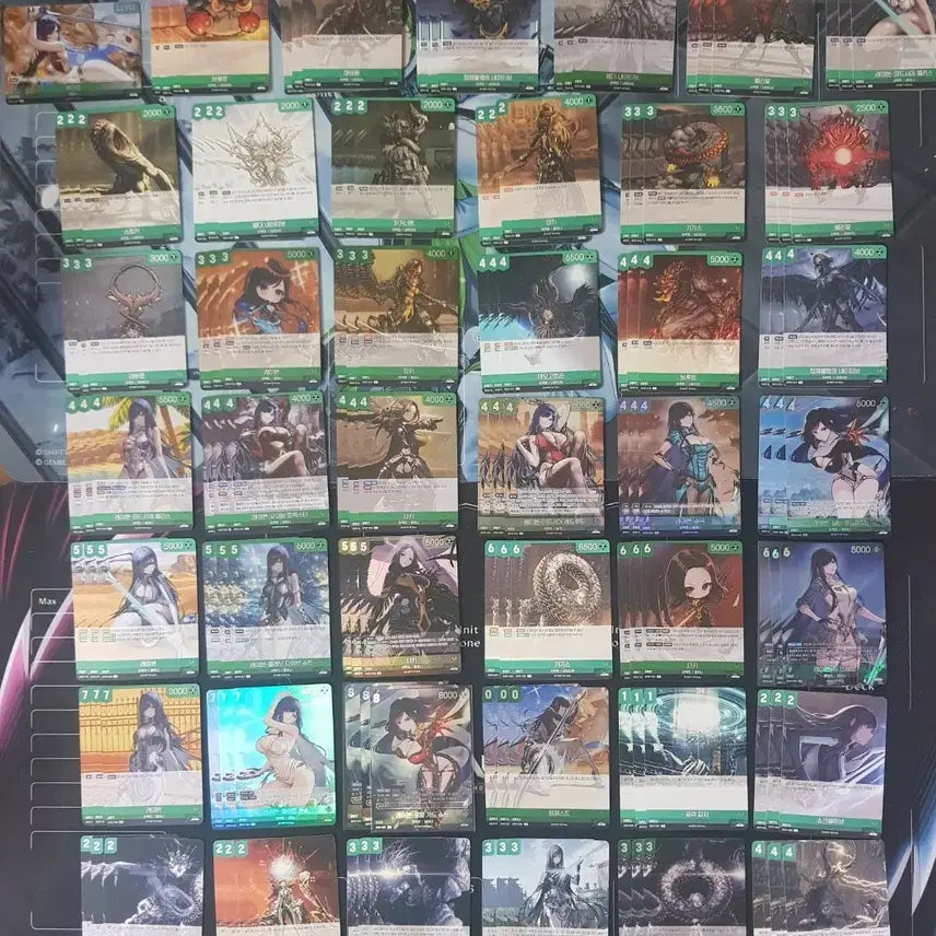 [BUNJANG] Stellar Blade Nibel Arena Green Deck Box (Includes Leader Card) / [덱소스] 니벨아레나 스텔라블레이드 녹색 덱소스 (리더카드 포함)