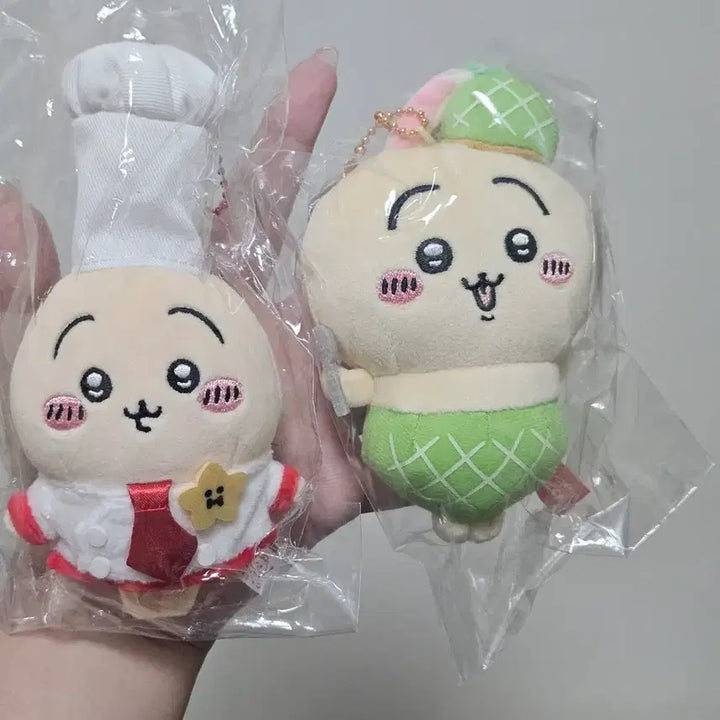 [BUNJANG] Chiikawa Usagi &amp; Melon Usagi Plush Keychain Set / 치이카와 레스토랑 우사기 + 메론 우사기