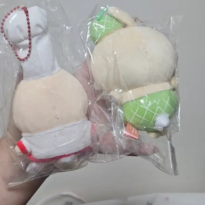 [BUNJANG] Chiikawa Usagi &amp; Melon Usagi Plush Keychain Set / 치이카와 레스토랑 우사기 + 메론 우사기