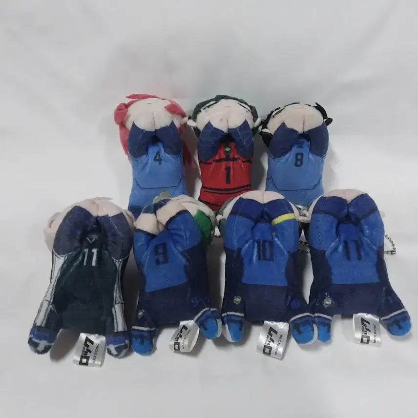 [BUNJANG] Blue Lock 7-Character Hug Character Plushie Set / 블루록 인형 7종 세트 일괄 허그캬라 집게 인형 하구캬라 허그캐러 누이구루미 가챠 애니 이사기 요이치 이토시 린 치기리 효마