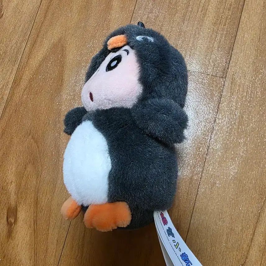 [BUNJANG] Crayon Shin-chan Penguin Outfit Plush / 짱구는못말려 펭귄옷 짱구 캐릭터 봉제인형
