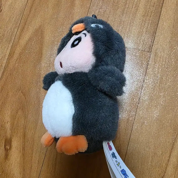 [BUNJANG] Crayon Shin-chan Penguin Outfit Plush / 짱구는못말려 펭귄옷 짱구 캐릭터 봉제인형