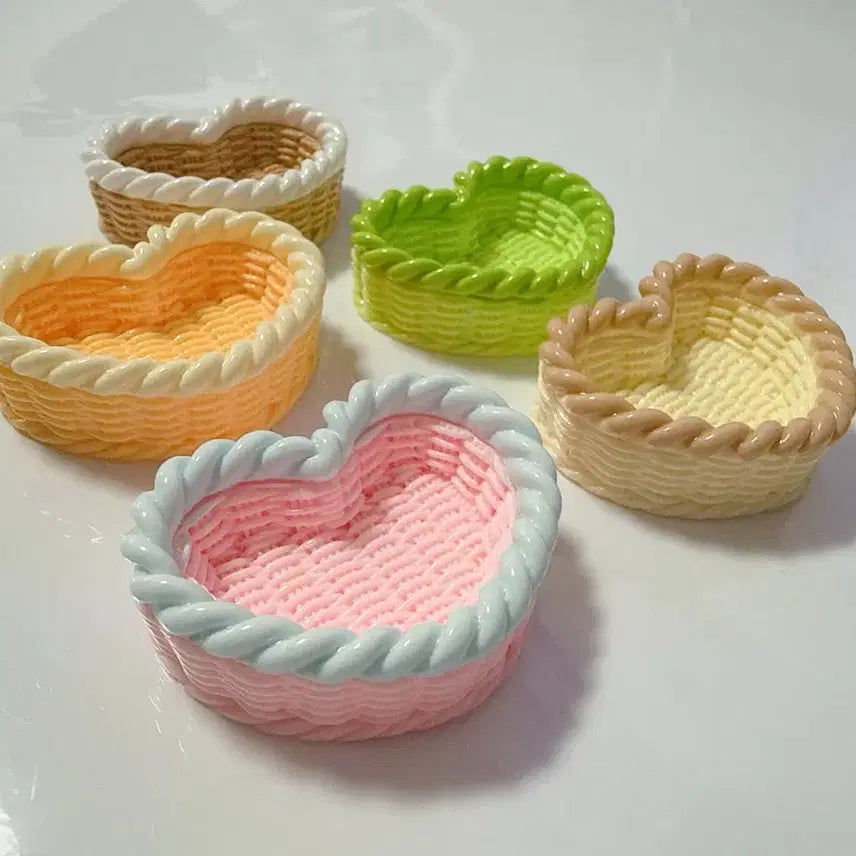 [BUNJANG] Layered Heart Rattan Basket Set (5 Types) / 레이어드 하트 라탄 바구니 5종