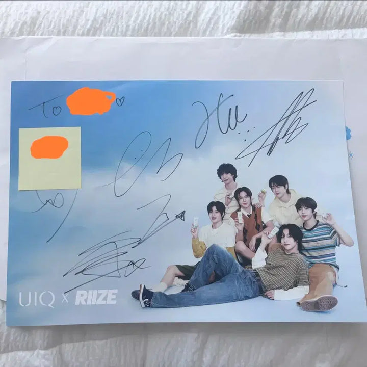 [BUNJANG] UIQ RISE Autographed Poster / UIQ 유이크 라이즈 친필사인 포스터