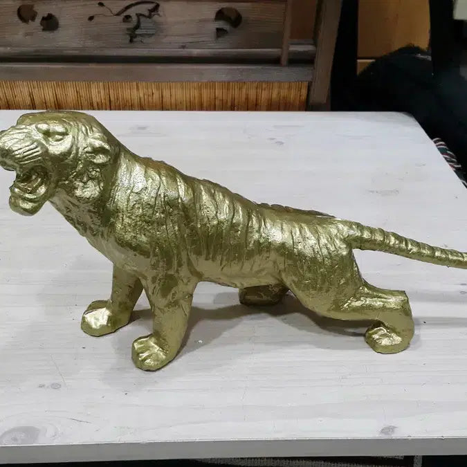 [BUNJANG] 1920s Gilt Tiger Metal Sculpture / 1920 금장 호랑이 금속조각