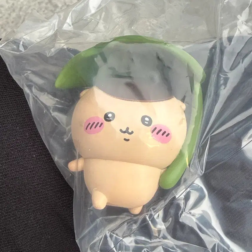 [BUNJANG] Chiikawa KuriManju Umbrella Figure (Sealed) / 치이카와 우산 피규어 쿠리만쥬 미개봉 판매