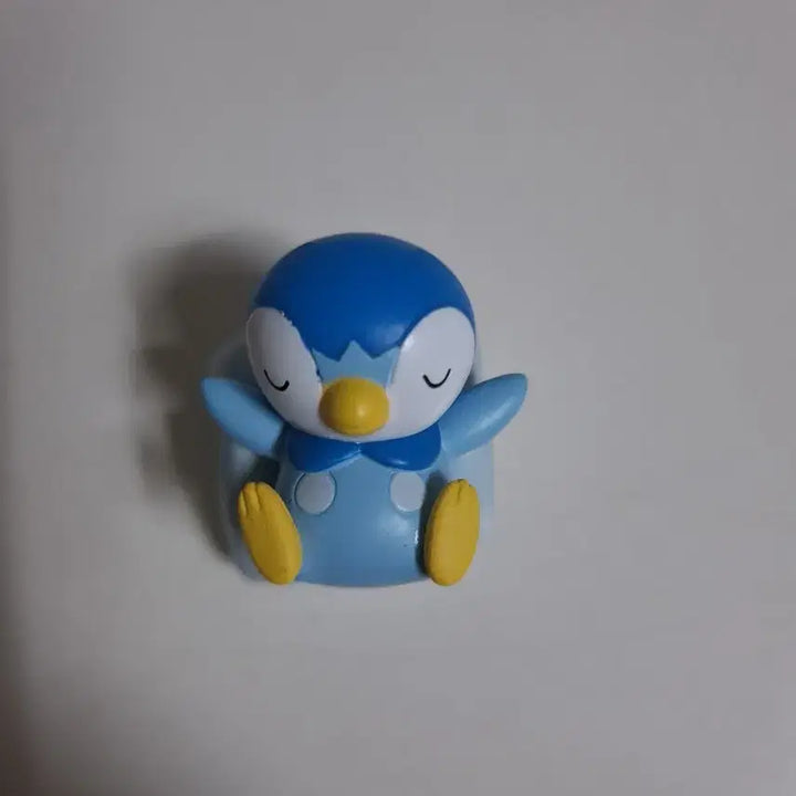 [BUNJANG] Pokemon Piplup Monster Ball Figure / 포겟몬 몬스터볼 팽도리 피규어
