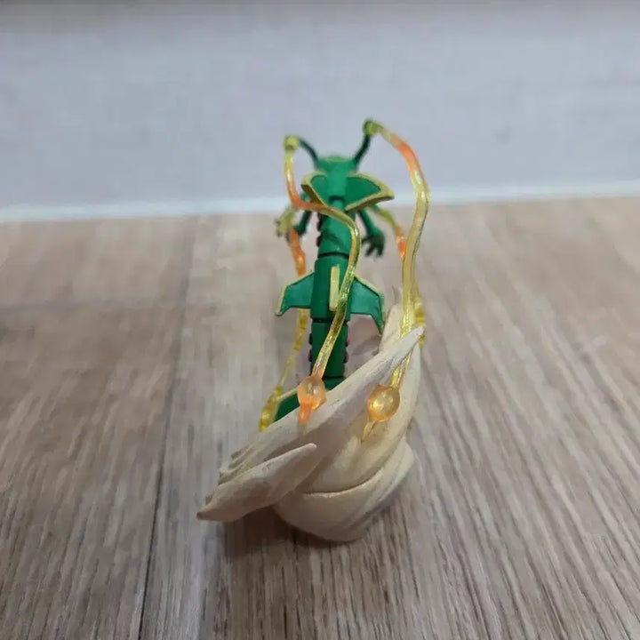 [BUNJANG] Kaiyodo Limited Edition Mega Rayquaza Figure / 포켓몬 tcg 카이요도 한정 피규어 메가 레쿠쟈