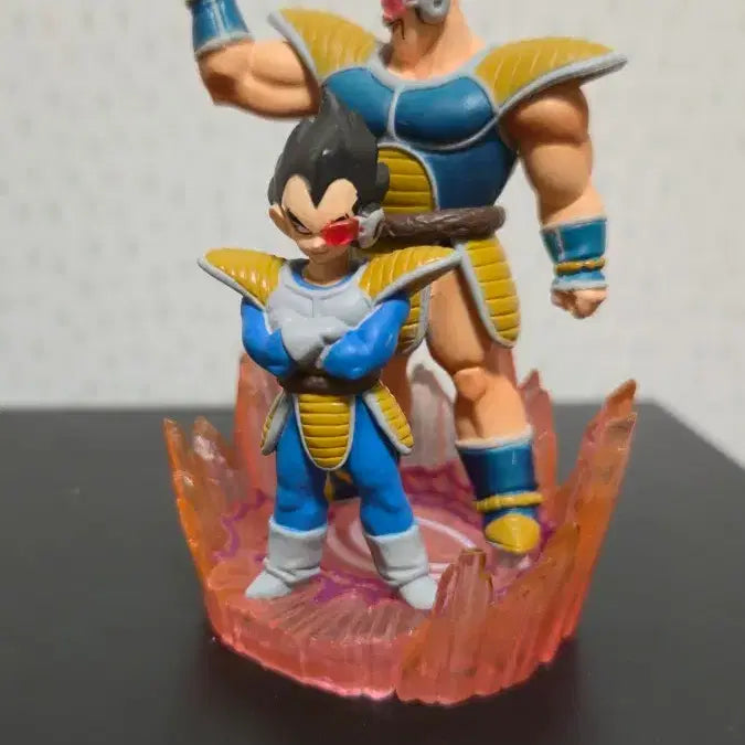 [BUNJANG] Dragon Ball Capsule Figures Vegeta Nappa / 드래곤볼 캡슐 피규어 베지터 내퍼