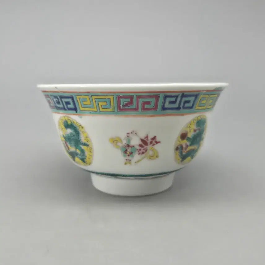 [BUNJANG] Jingdezhen Porcelain Celadon Green Dragon Chilbo Pattern Tea Bowl / 골동품 진품 경덕진요 분채 녹룡 칠보문 다완