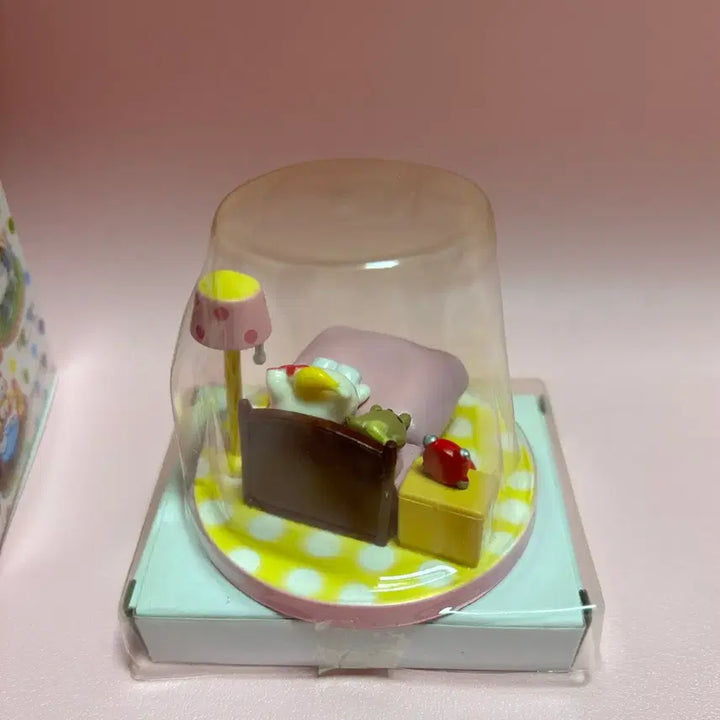 [BUNJANG] Hello Kitty Casual Time Figure / 헬로키티 캐쥬얼타임 피규어
