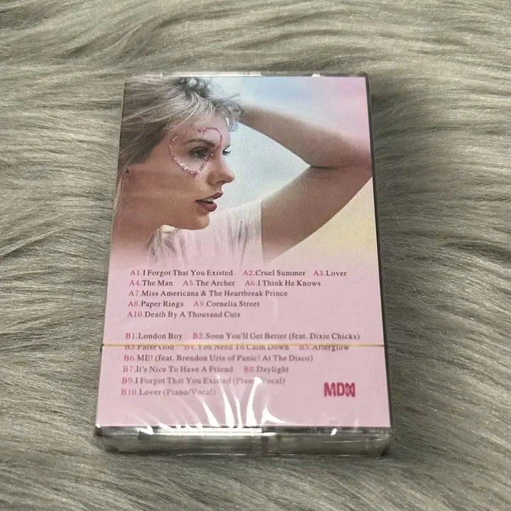 [BUNJANG] Taylor Swift Folklore Regular 7th Album Cassette Tape / 테일러 스위프트 정규 7집 앨범 Lover 카세트 테이프