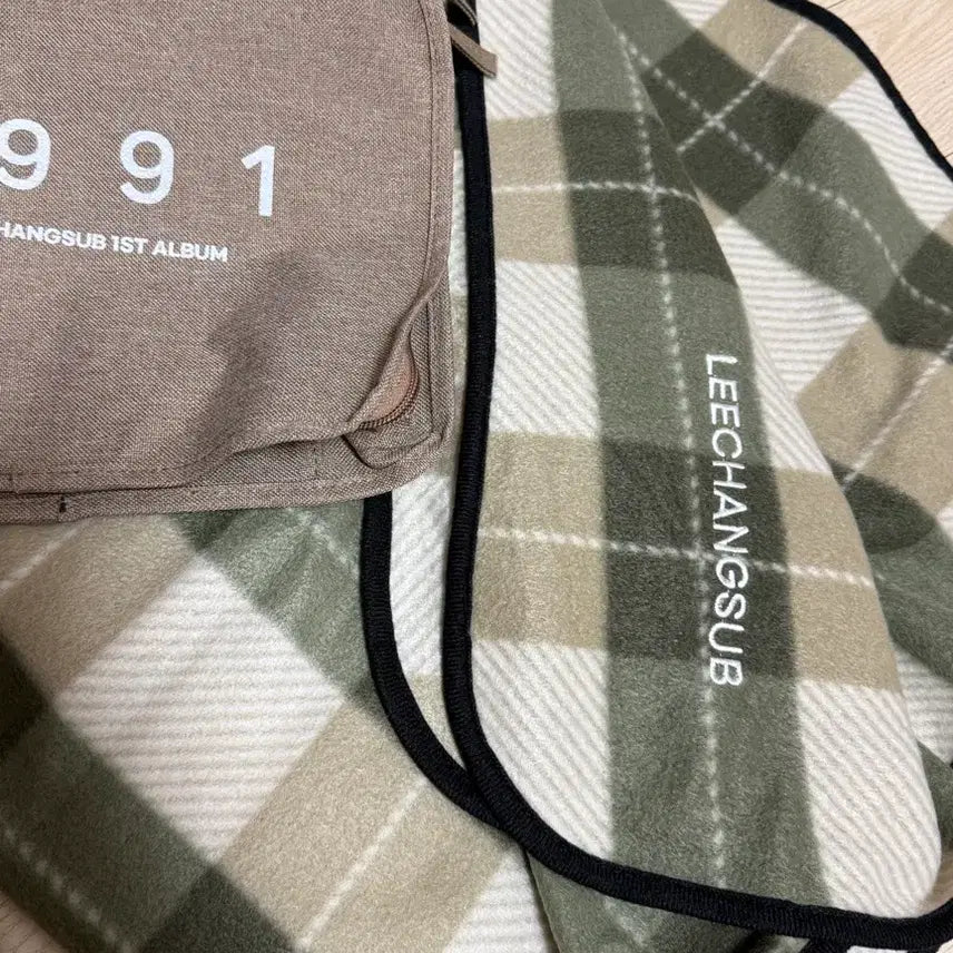 [BUNJANG] BTOB Lee Changsub 1991 Fan Event Blanket / 비투비 이창섭 1991역조공 공방 담요