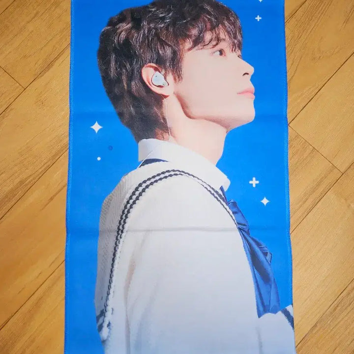 [BUNJANG] Lucy Shin Yechan Slogan / 루시(lucy) 신예찬 슬로건