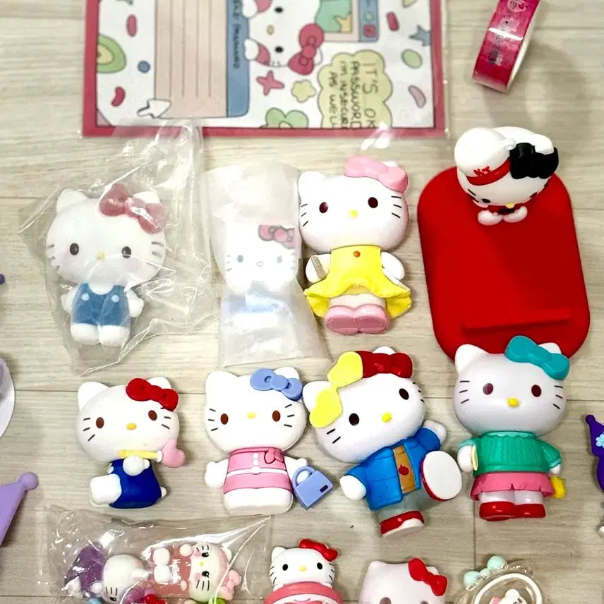 [BUNJANG] Hello Kitty Figure Miniature Gachapon Collection Set / hello kitty figure miniature헬로키티 피규어 미니어쳐처 가챠모음(일괄