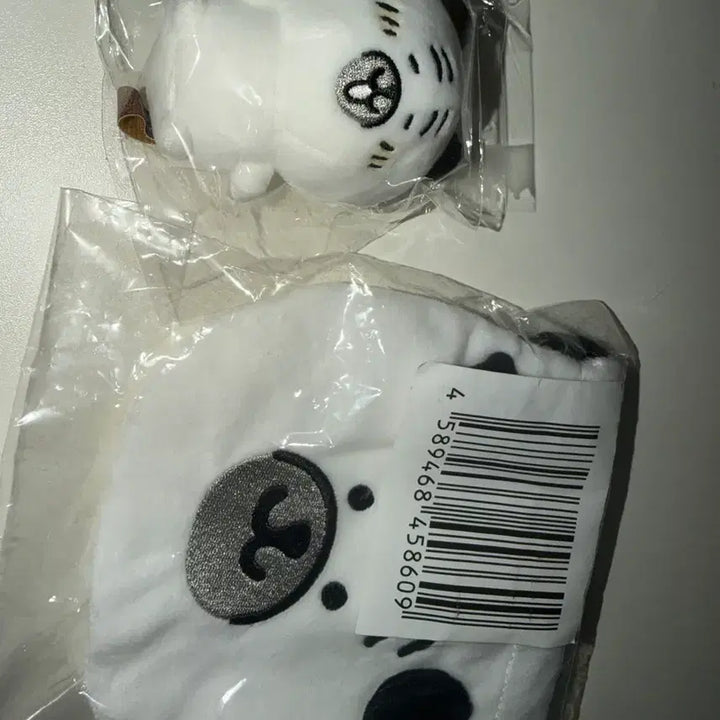[BUNJANG] Nagano Nodding Bear Pug Pouch 5cm Plush / 나가노 농담곰 퍼그 파우치 5cm인형
