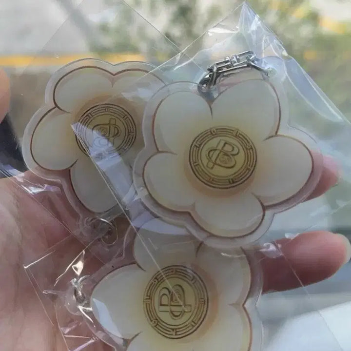[BUNJANG] BIGBANG 20th Anniversary Cosmos Keychain / 빅뱅 20주년 코스모스 키링