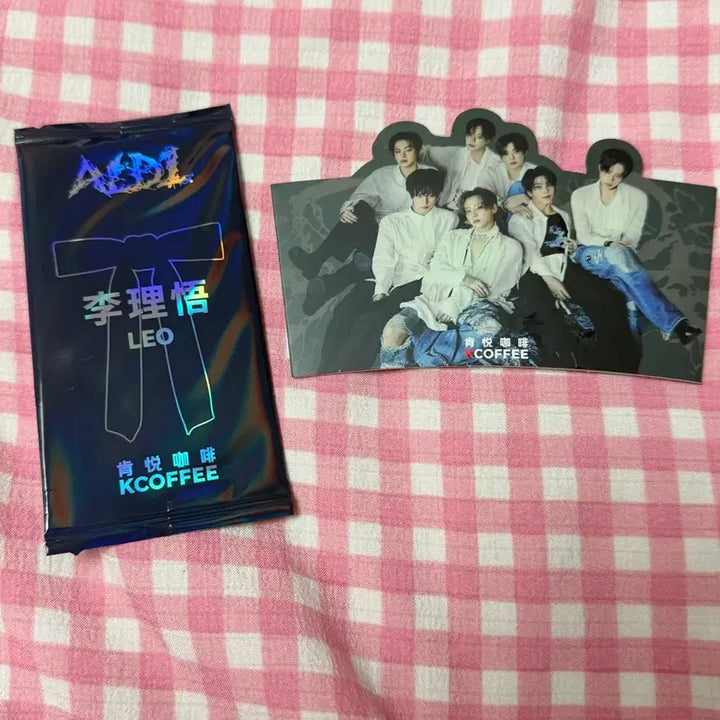 [BUNJANG] Aldi One IRiO China KFC Collaboration Coffee Photocard / 알디원 이리오 중국 KFC coffee 골라보 포카