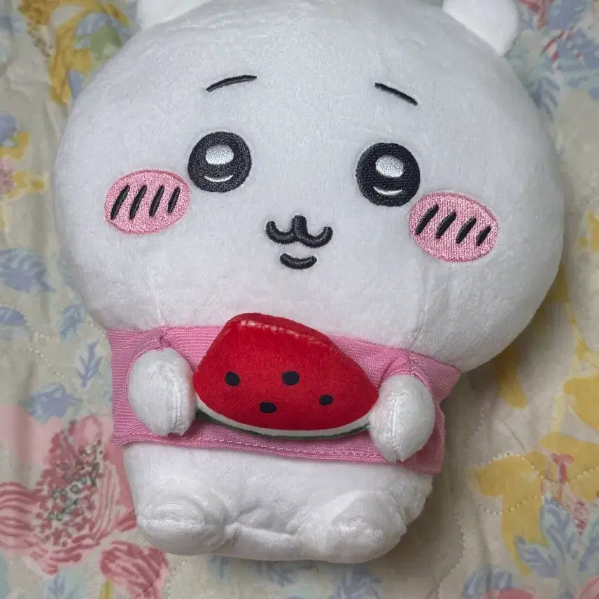 [BUNJANG] Chiikawa Watermelon Plush / 치이카와 수박 누이(세븐일레븐 쿠지)