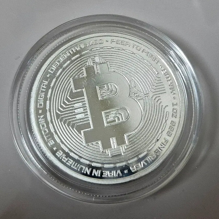 [BUNJANG] Bitcoin Silver Round 1oz Bundle (Set of 2) with Gold Plated Bitcoin Coin / 비트코인 은화 1온스  2개 일괄