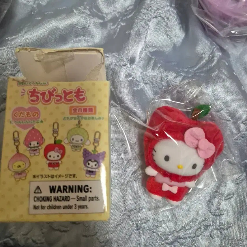 [BUNJANG] Sanrio Chibitomo Apple Kitty / 산리오 치비토모 사과 키티