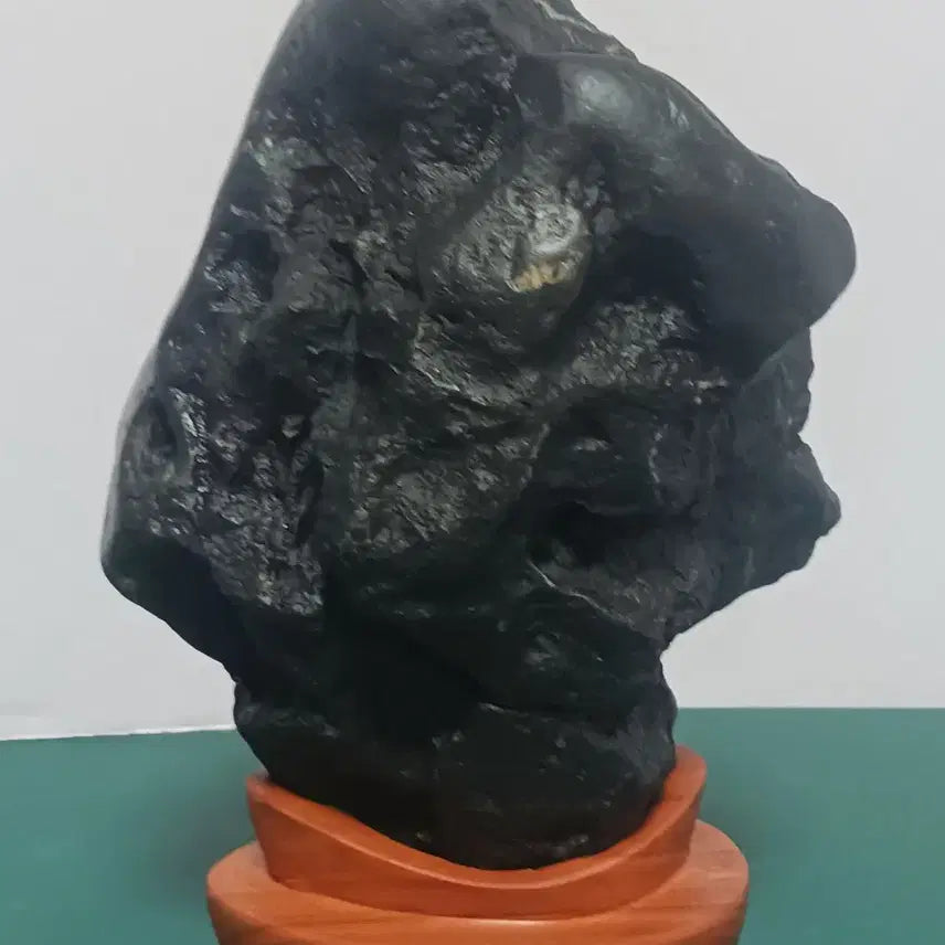 [BUNJANG] Natural Stone Sculpture with Wooden Base / 수석(변화석)