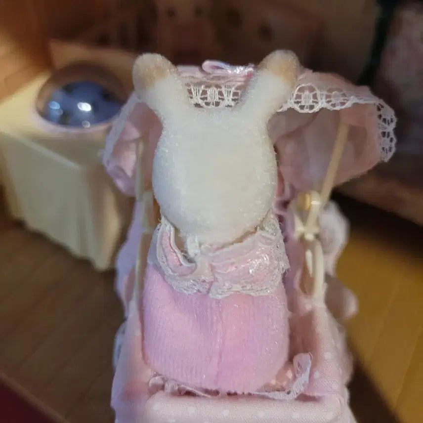 [BUNJANG] Sylvanian Families Sleeping Rabbit Baby Bottle Set / 실바니안 슬리핑토끼 젖병세트