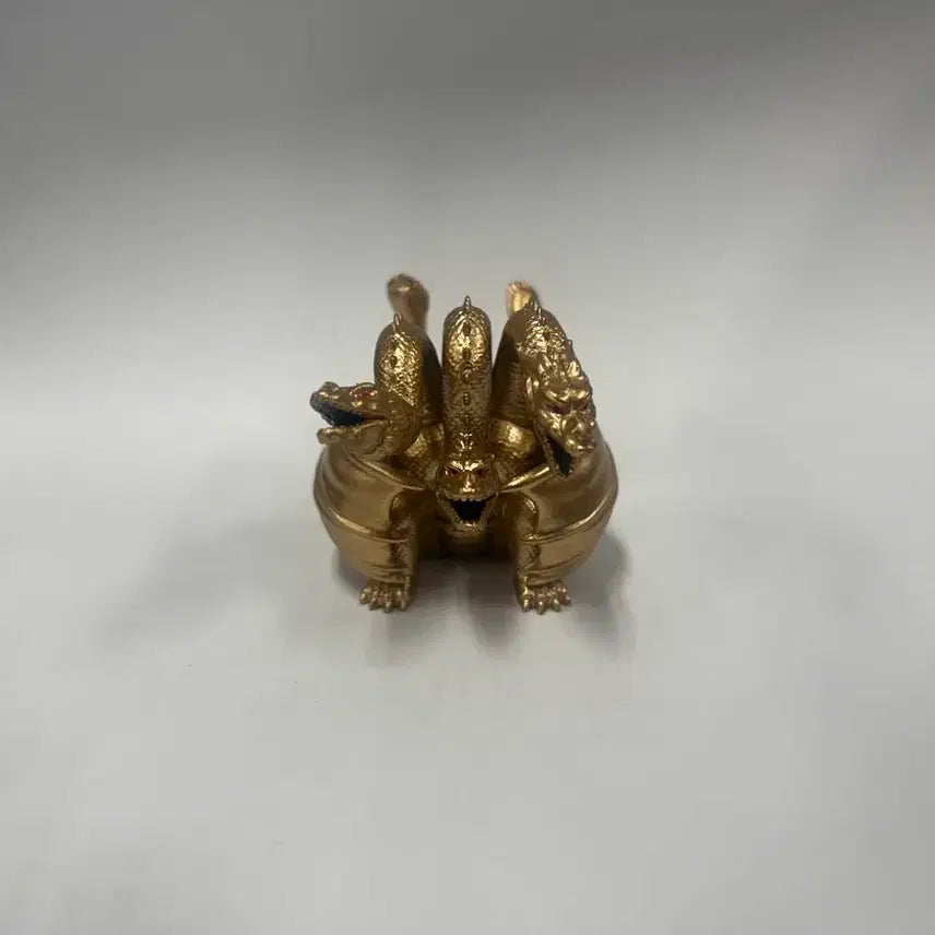[BUNJANG] Bandai Godzilla King Ghidorah Figure / (가챠) 고질라 마치보우케 킹 기도라 피규어 판매합니다.