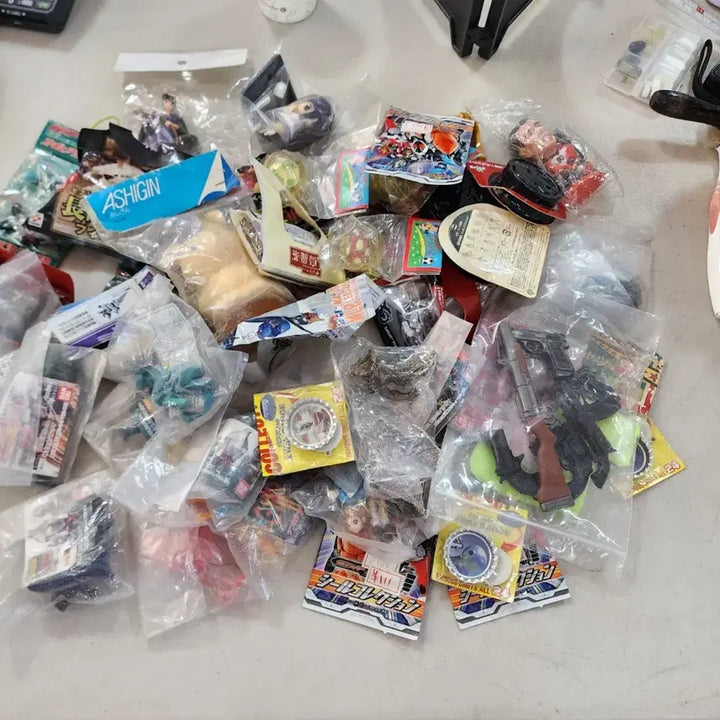 [BUNJANG] Assorted 46 Character Goods Bundle / 일본에서온 케릭터 외 다수 46개X3000원=138000원미사용 미게봉