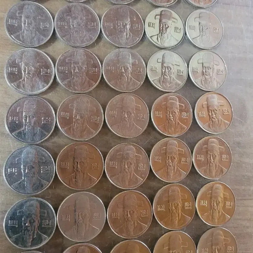 [BUNJANG] Korean 100 Won Coin Year Bundle (34 Coins) / 100원 동전 년도별 묶음